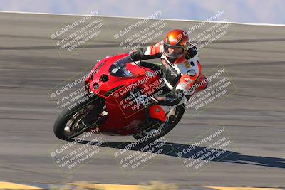 media/Nov-06-2023-Moto Forza (Mon) [[ce023d0744]]/4-Beginner Group/Session 2 (Bowl Tight Speed)/